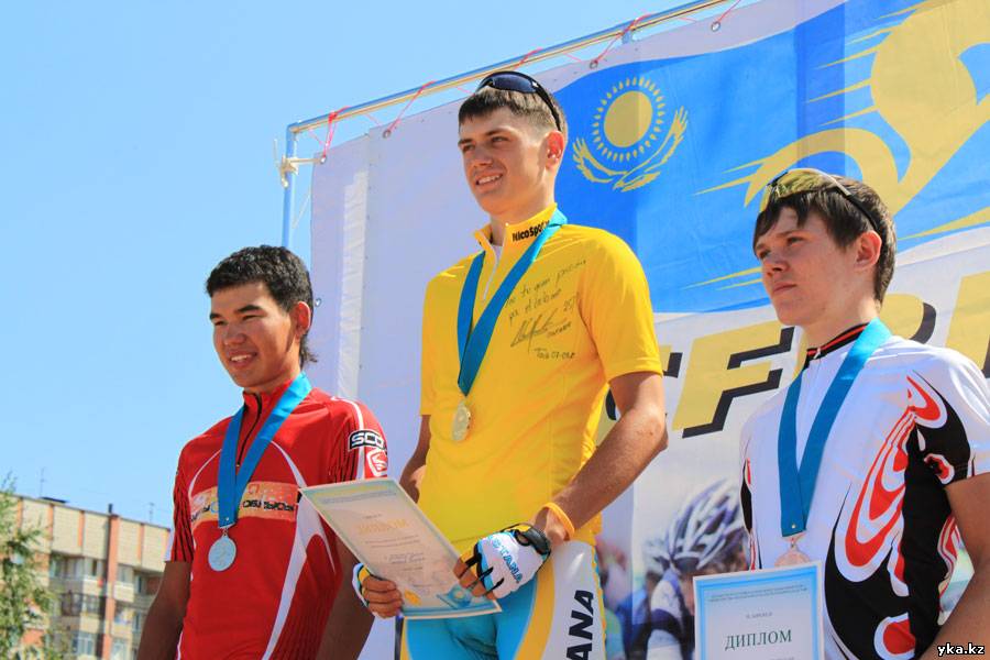 Фото - Школьник Казахстана 2010 - велоспорт - Усть-Каменогорск, победители и призёры соревнований
