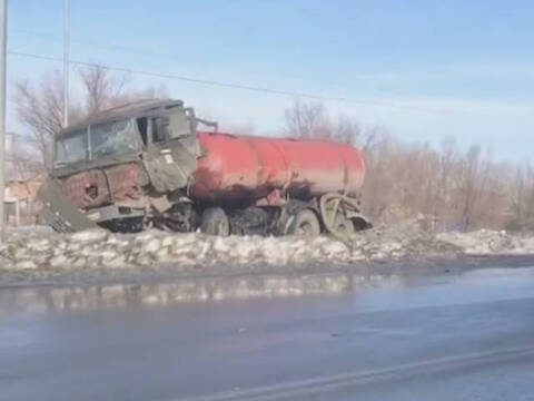 В Усть-Каменогорске произошло столкновение двух большегрузов