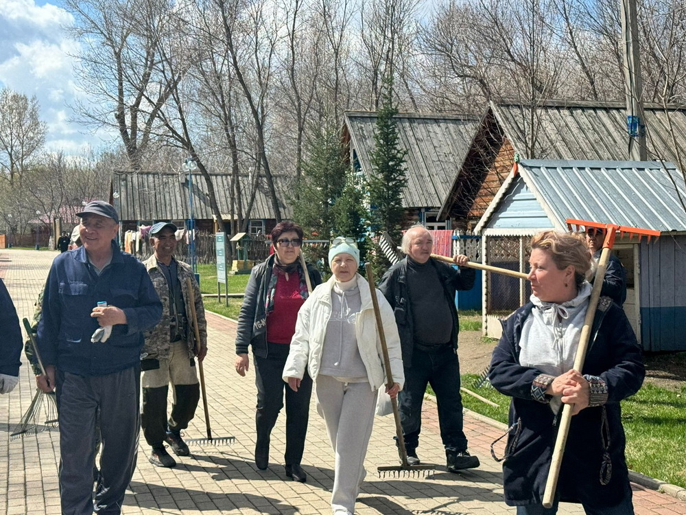 В Усть-Каменогорске левобережный парк подготовили к летнему сезону в рамках акции «Таза Қазақстан»