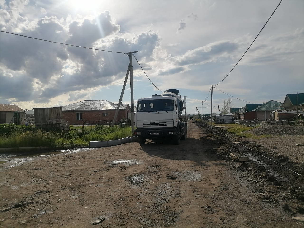 В Усть-Каменогорске продолжается программа по комплексному благоустройству окраин