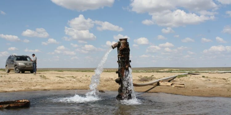 В Казахстане усилят борьбу с «черным рынком» воды