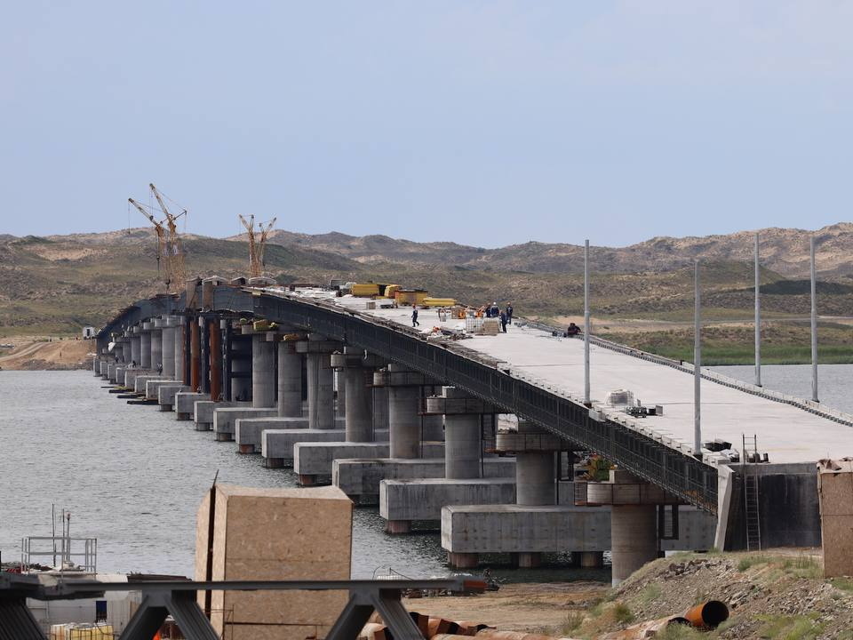 В ВКО готовность моста через Бухтарминское водохранилище составляет 80 процентов