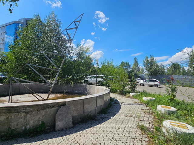 Солнечные часы в Усть-Каменогорске не признают законов