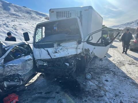 В полиции прокомментировали ДТП на трассе Усть-Каменогорск — Алтай: есть погибшие