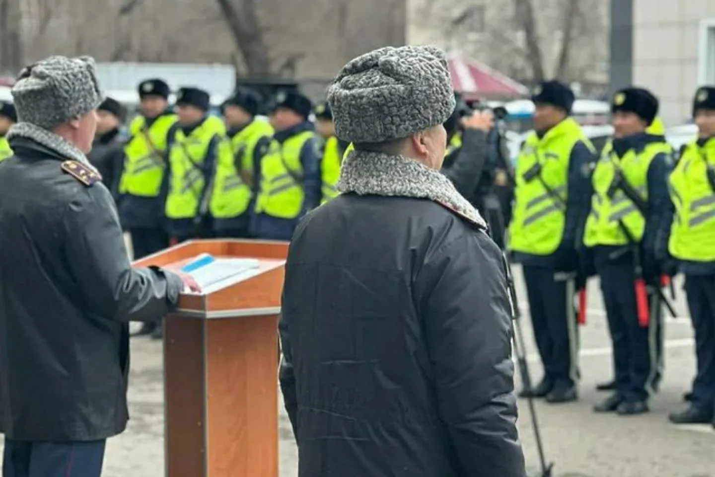 Полицейские Усть-Каменогорска усиленно следят за порядком на улицах